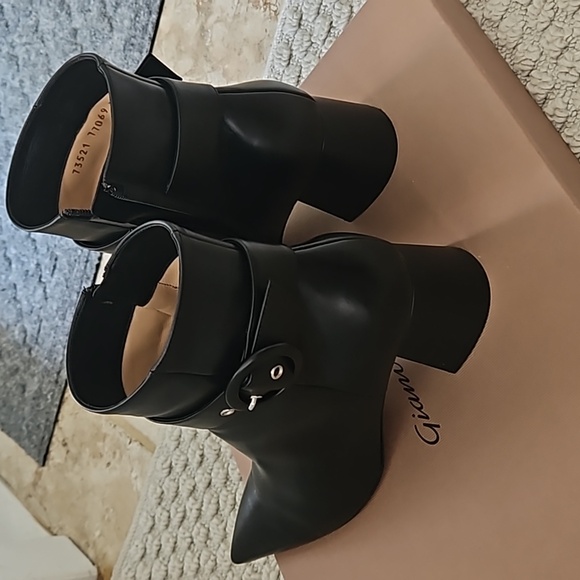 Gianvito Rossi Evelyn 55mm booties - Picture 3 of 12